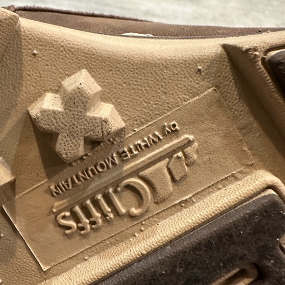 Cliffs by WHITE MOUNTAIN Chocolate Lace-Up Boots - Picture 3 of 6